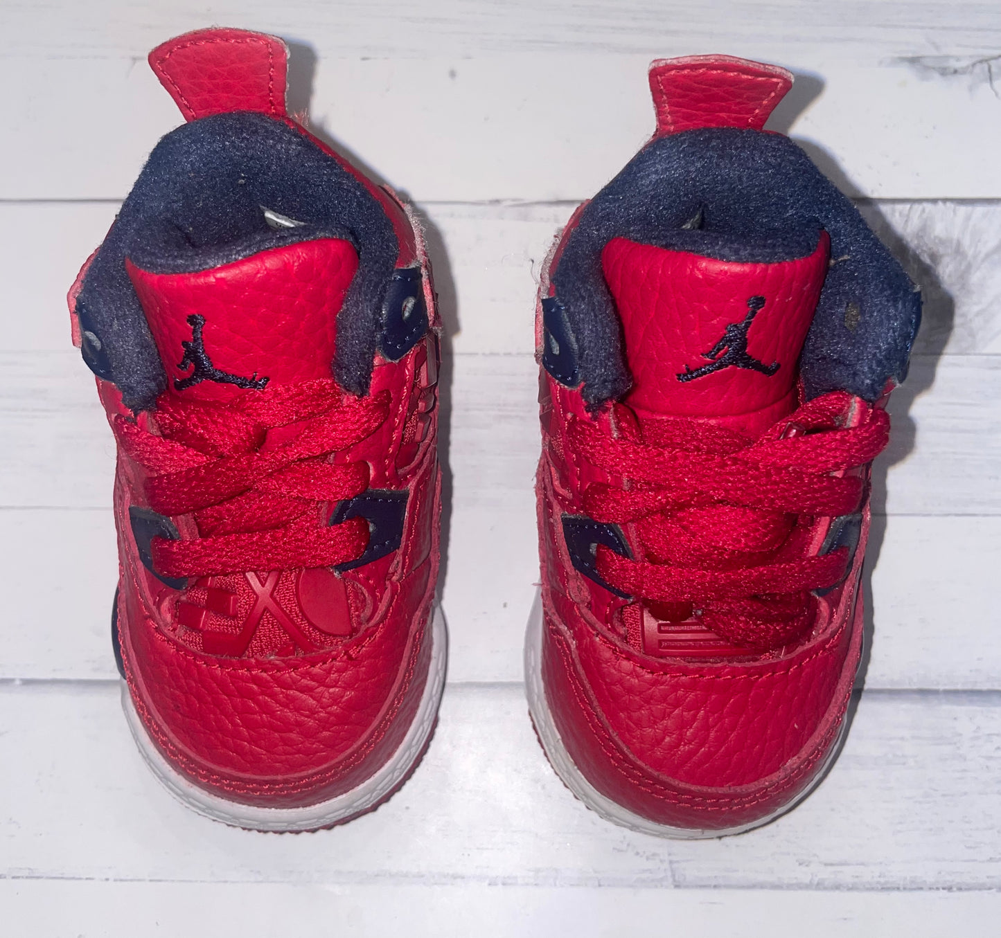 Air Jordan 4