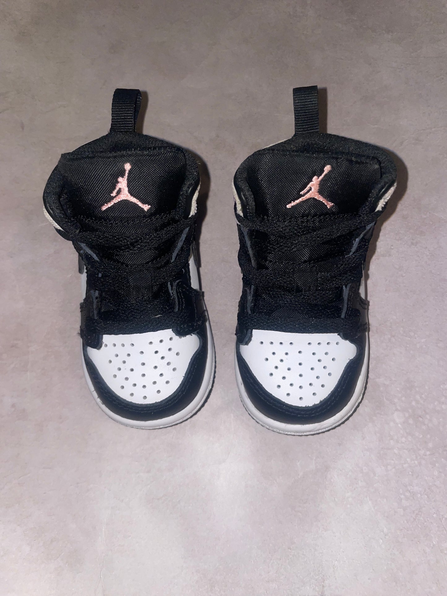 4c Nike Air Jordan 1