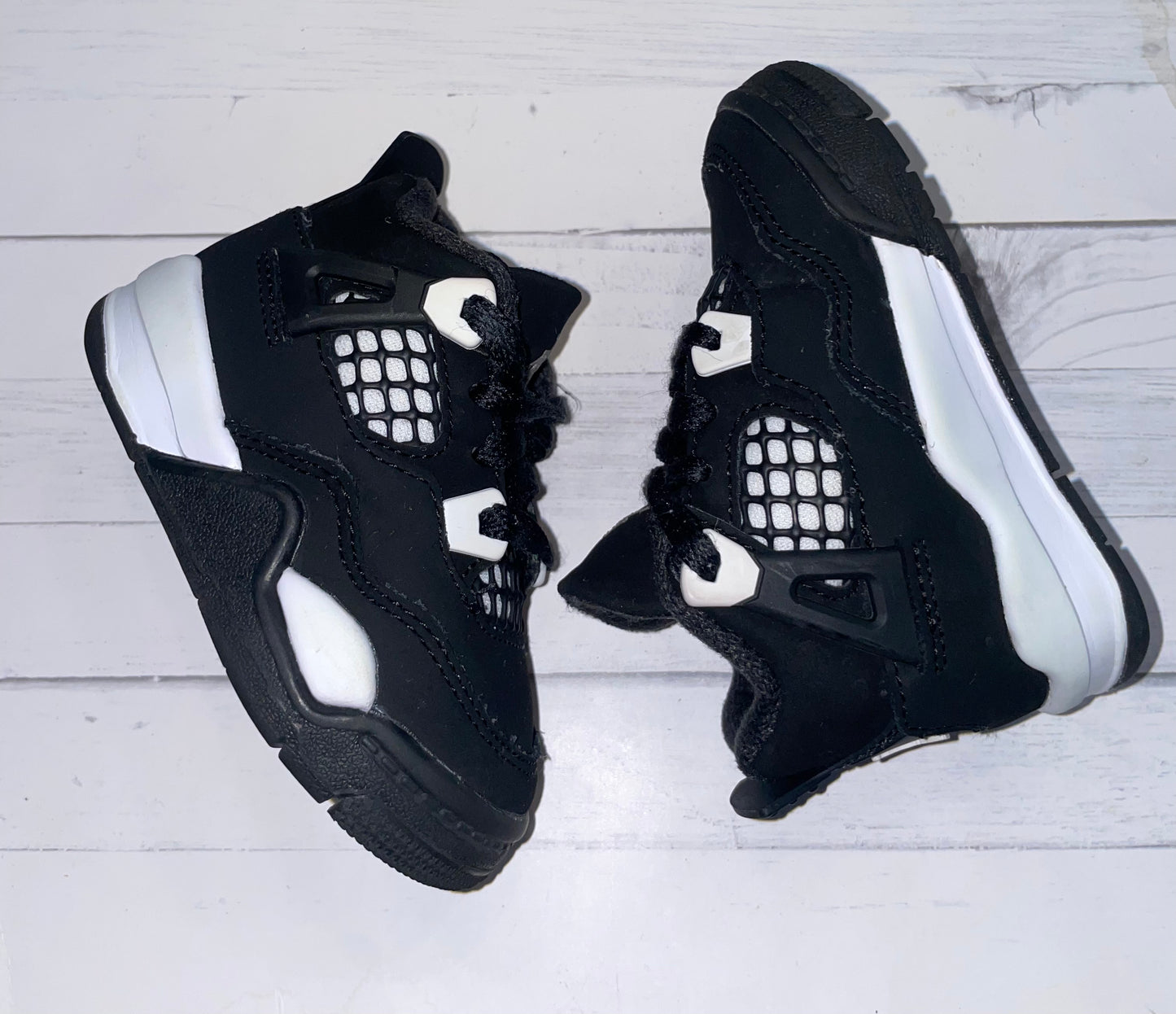 Air Jordan 4