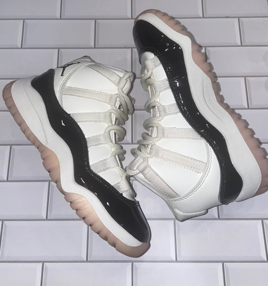 Air Jordan 11