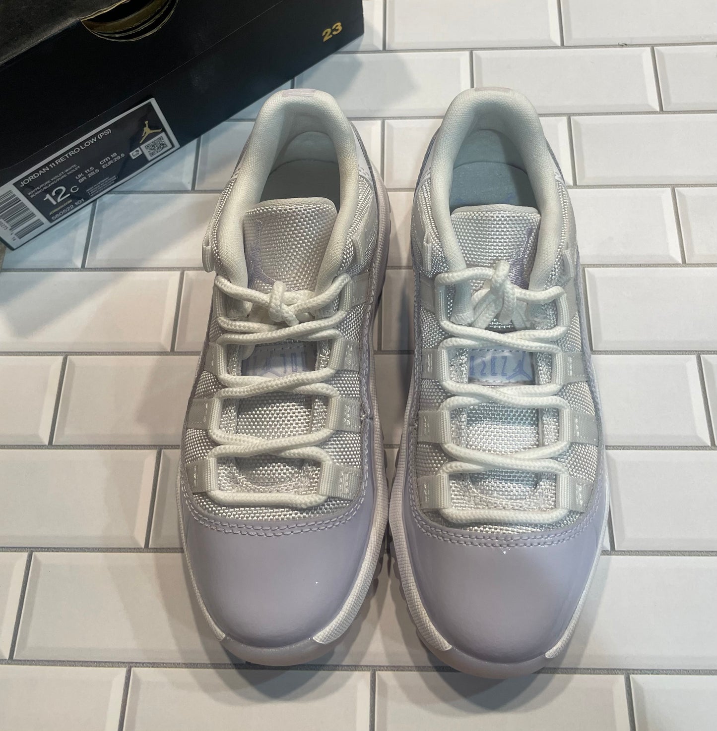 Air Jordan 11