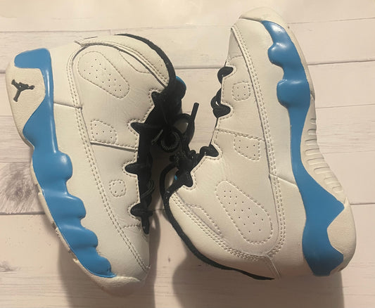 Air Jordan 9
