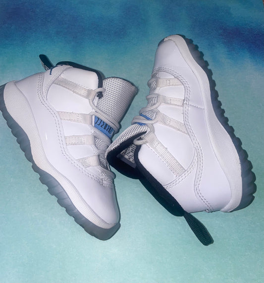 Air Jordan 11
