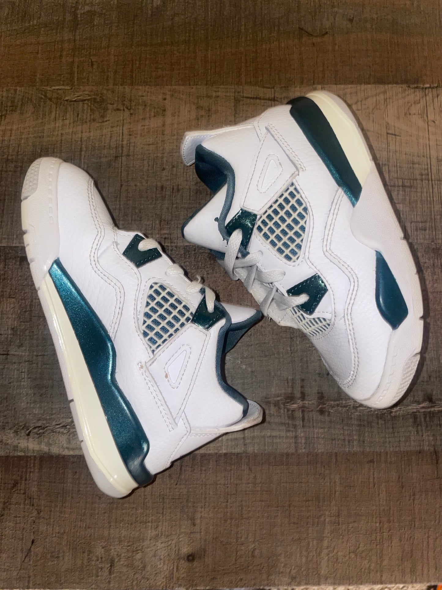 Air Jordan 4