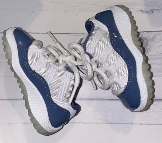 Air Jordan 11