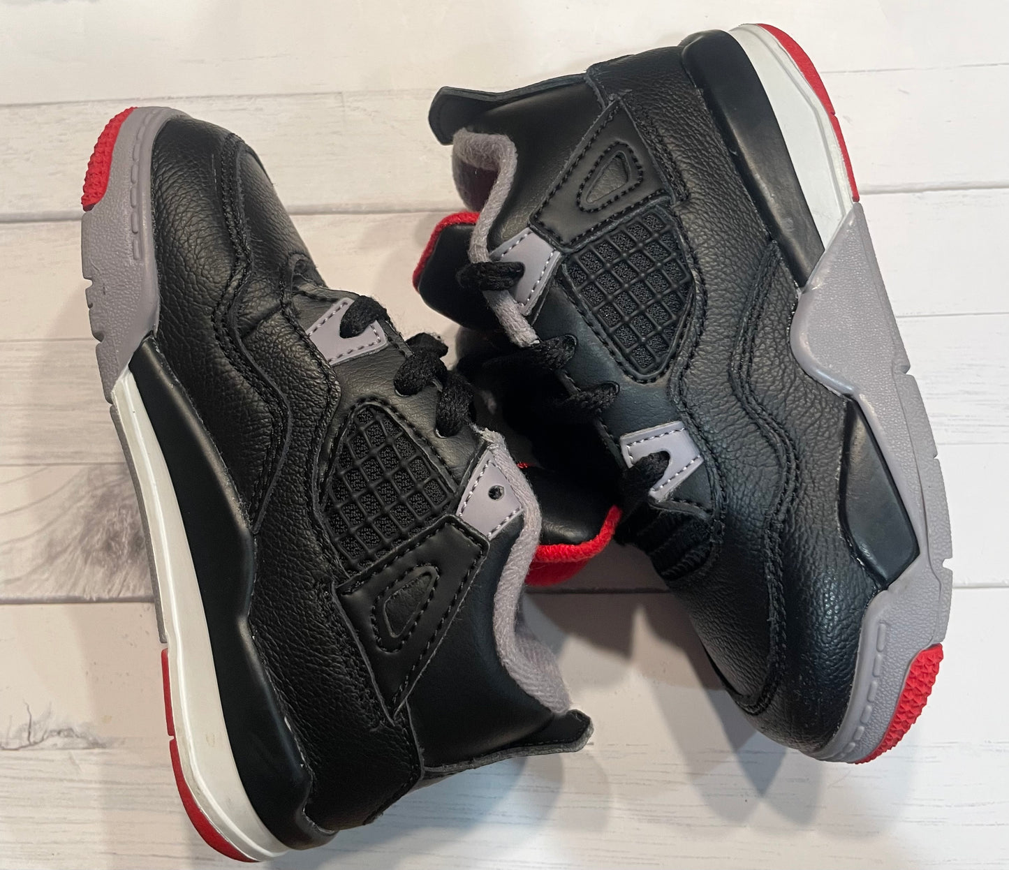 Air Jordan 4
